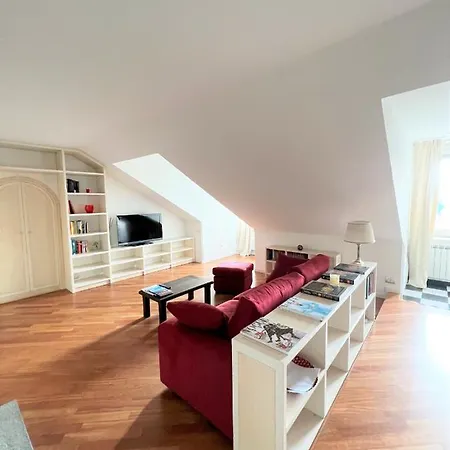 Hostdomus - September Apartment Turin
